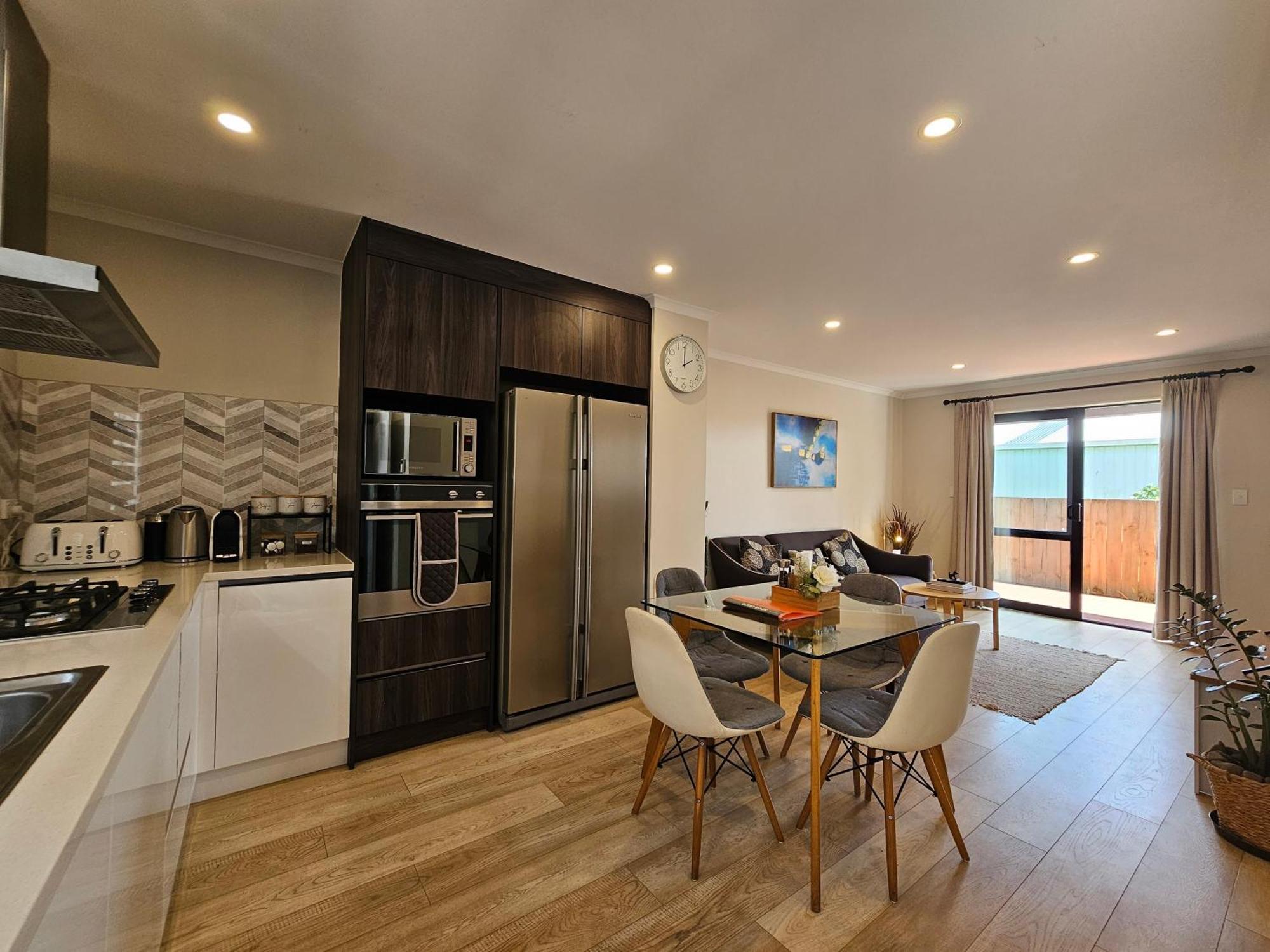 Gazeley Gem Apartment Хамилтън Екстериор снимка